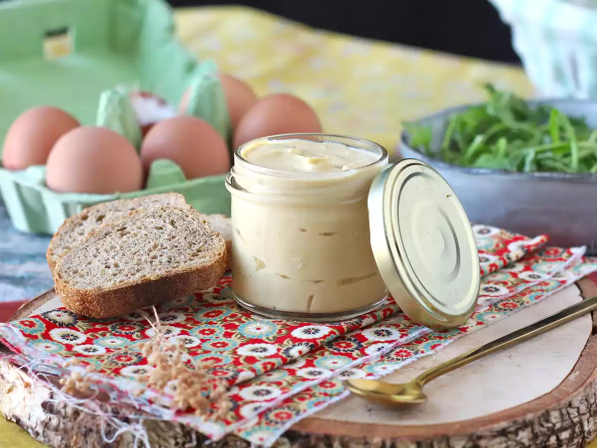 Hard-boiled egg mayonnaise: light, tasty and oil-free - photo 3