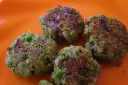 Hare Matar aur Makhane ka Kabab