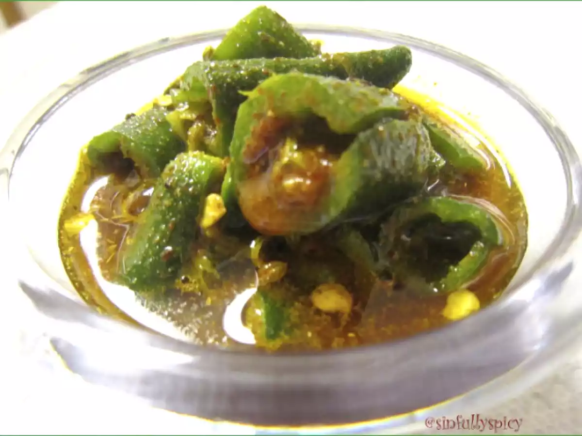 Hari Mirch Ka Achaar/Green Chilli Pickle-North Indian Style - photo 2