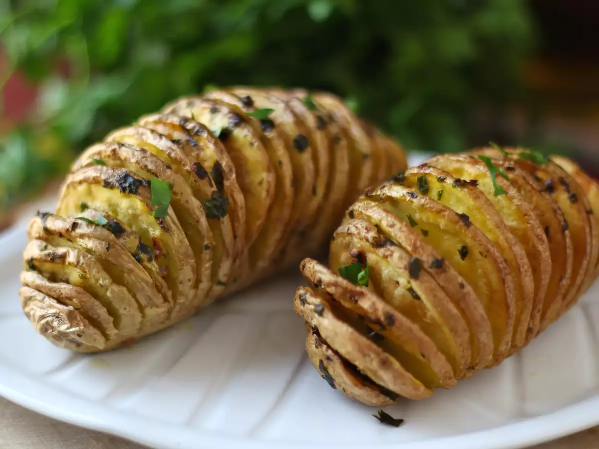 Hasselback Potatoes in the Air Fryer: an easy, crispy recipe full of flavor - photo 6