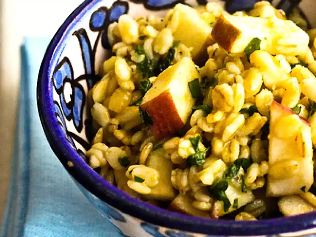 Healthy Apple-Barley Salad