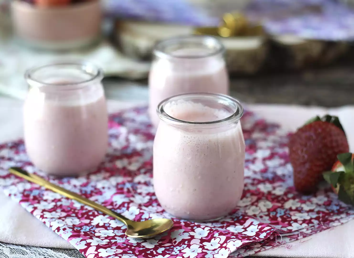 Healthy creamy strawberry petit suisse recipe