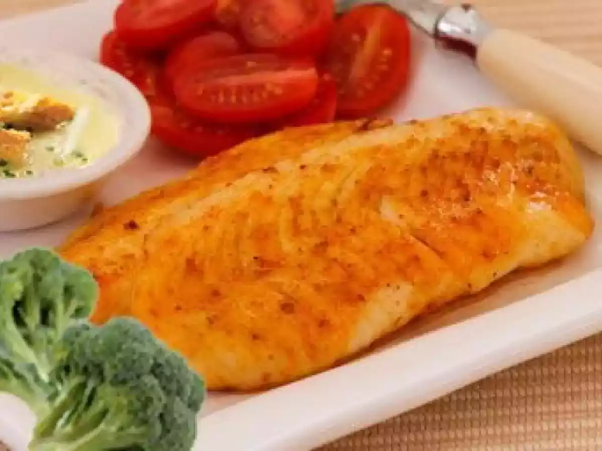 HEALTHY PAN FRIED TILAPIA FISH