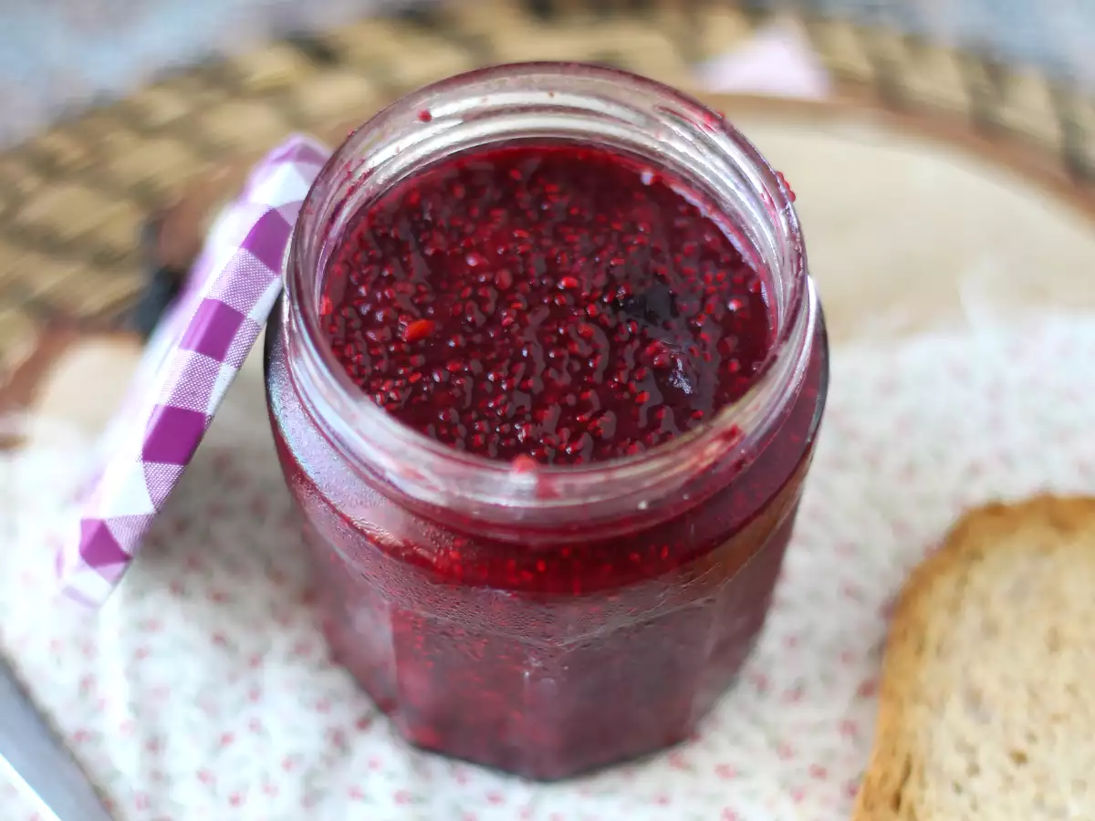 Healthy red berry jam with chia seeds - photo 3