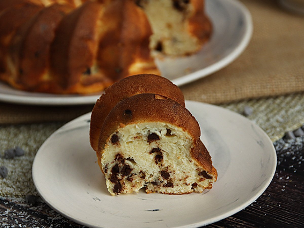 Healthy skyr cake with chocolate chips - photo 3