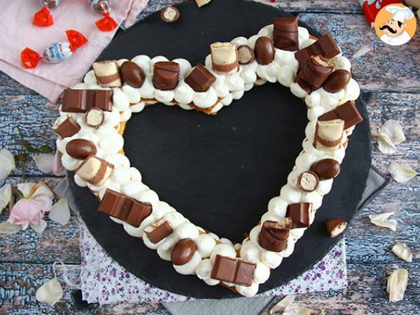 Heart cake with kinder - heart tart with kinder for valentine's day