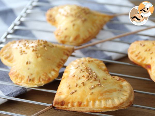 Heart-shaped pie pops for valentine's day - photo 2