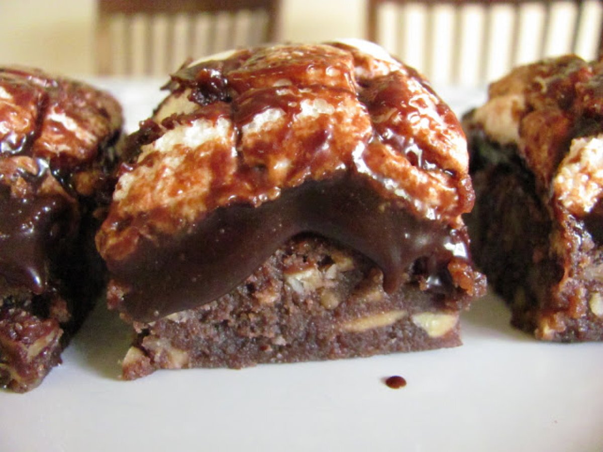 Heavenly Hash Brownies