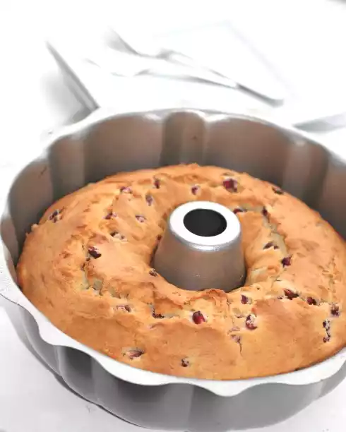 Holiday baking: pomegranate pound cake recipe