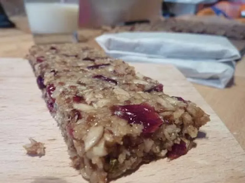 Home-made granola bars