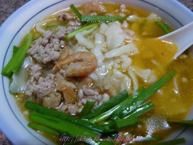 Homemade chinese knife shave noodles (dao xiao mian