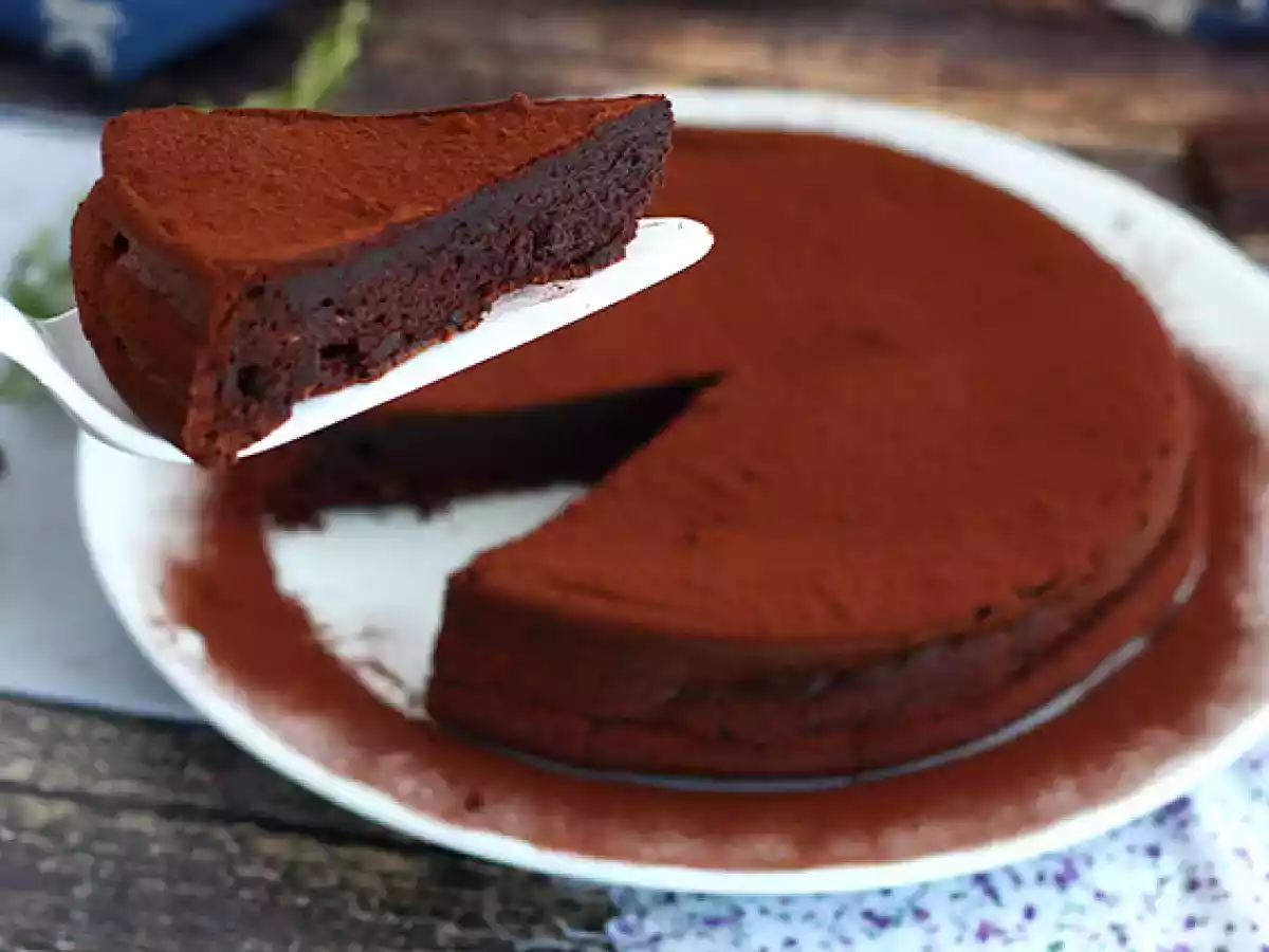 Homemade chocolate mousse cake