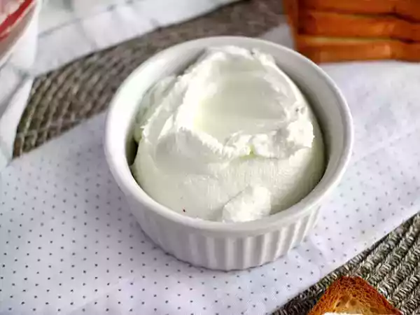 Recipe Homemade cream cheese (philadelphia style) with 2 ingredients