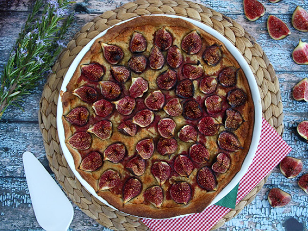 Homemade fig tart