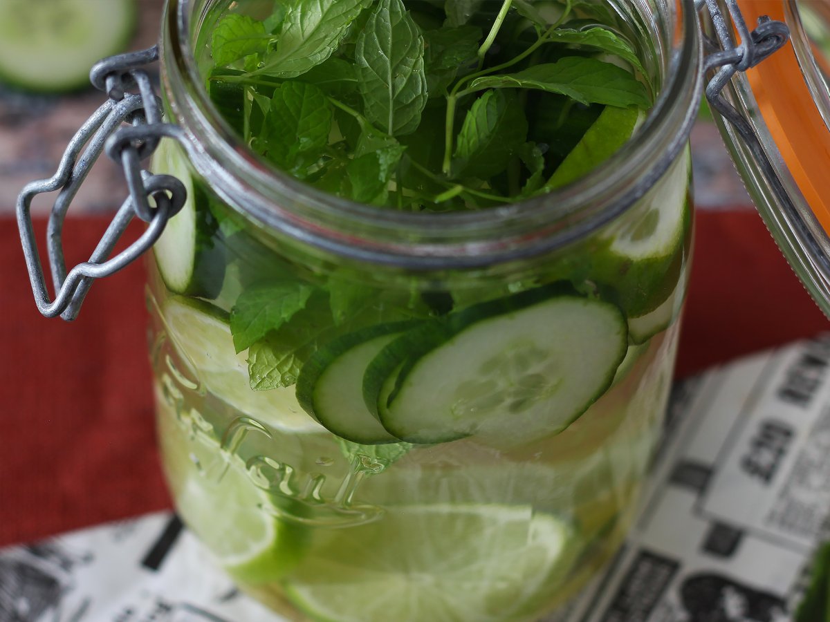 Homemade flavored water with cucumber, lime, mint and ginger - photo 4