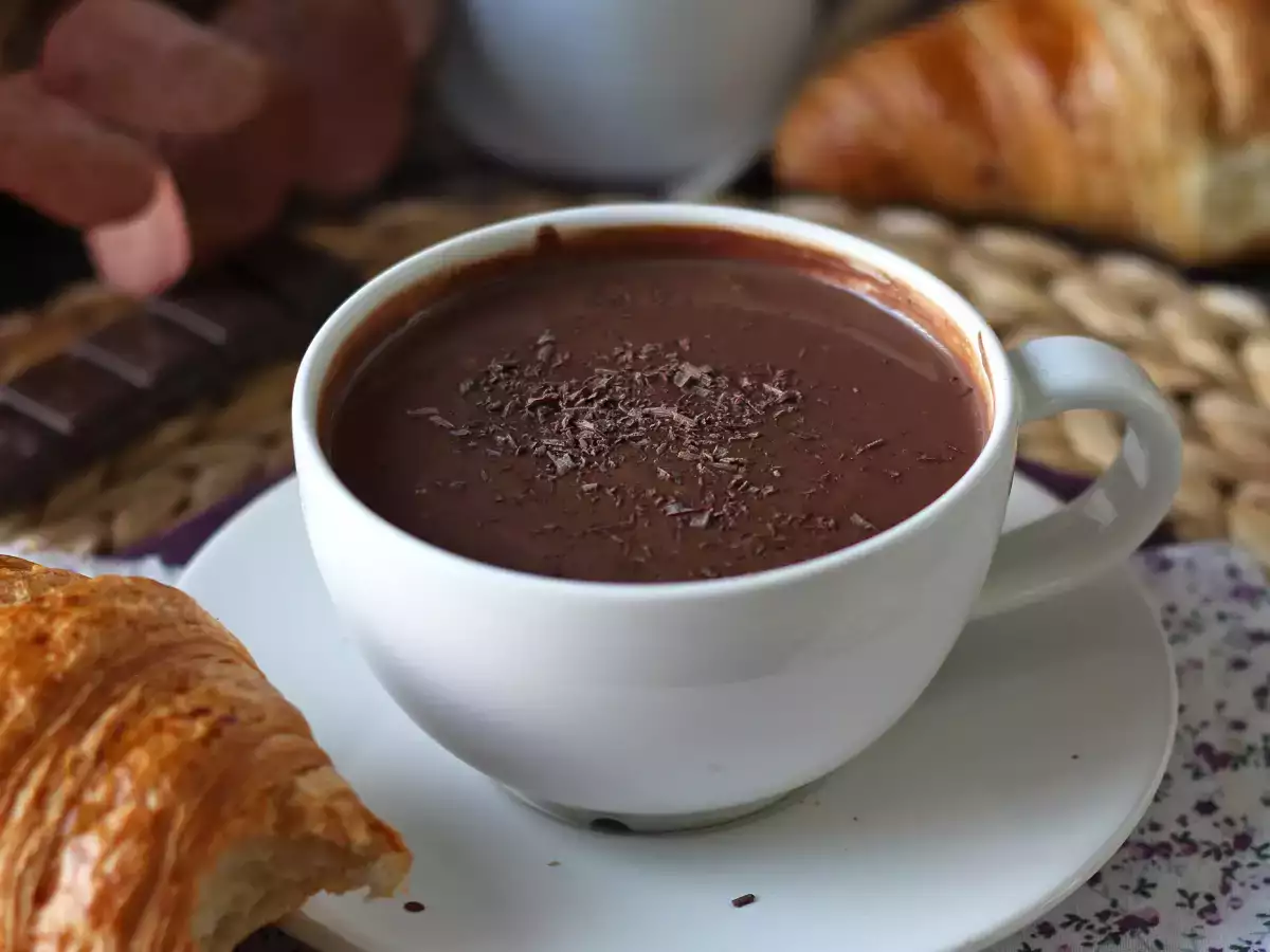 Homemade hot chocolate: the easy recipe for a thick, glossy, silky result - photo 2