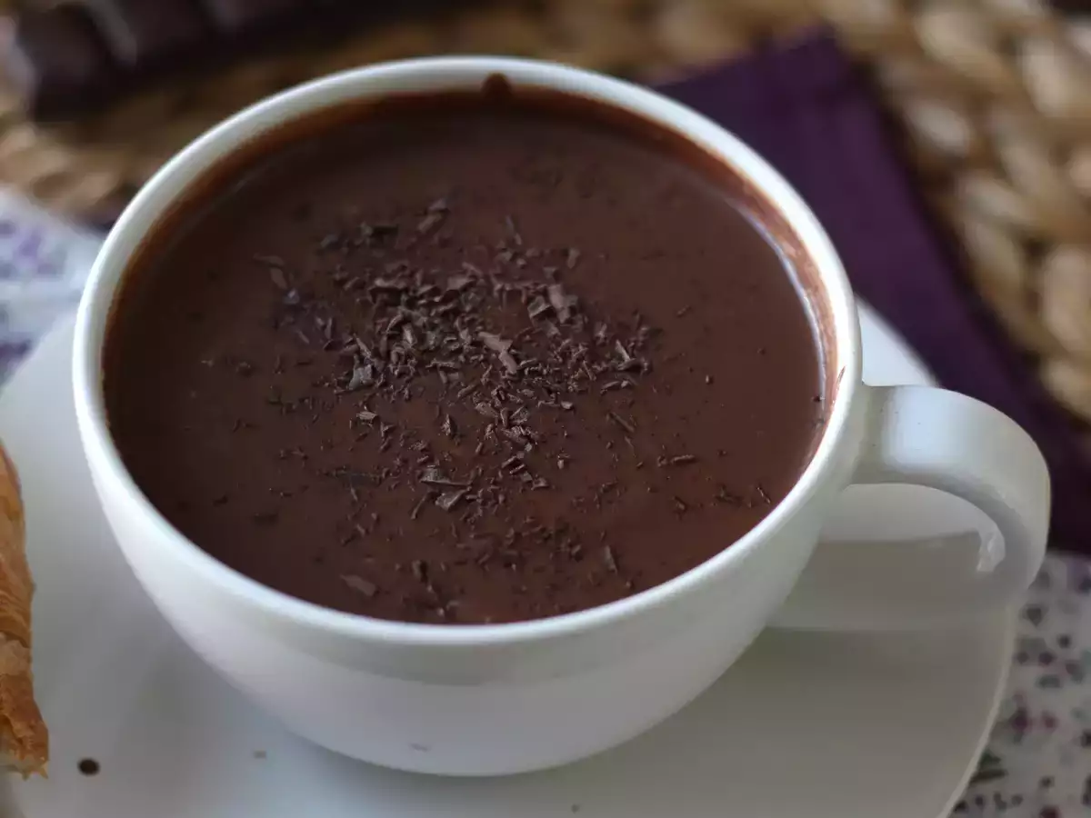 Homemade hot chocolate: the easy recipe for thick, shiny, silky chocolate - photo 3