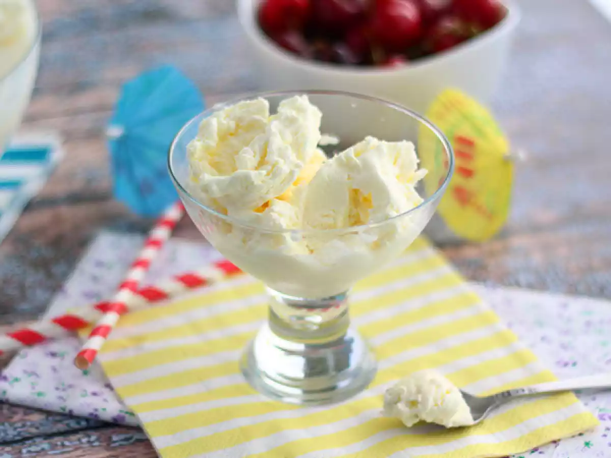 Homemade ice cream without an ice cream maker - photo 2