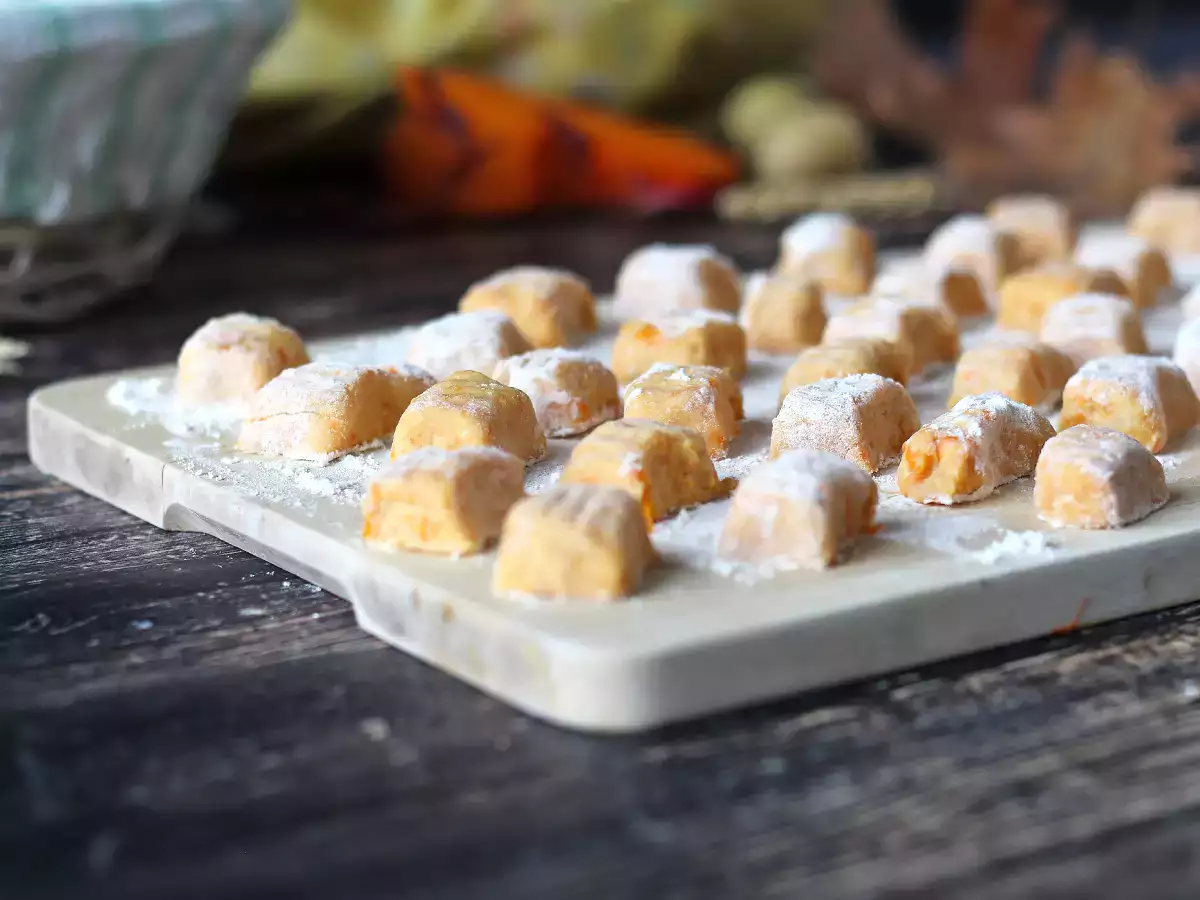 Homemade pumpkin gnocchi: soft, delicate and perfect for fall! - photo 2