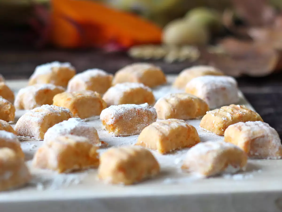Homemade pumpkin gnocchi: soft, delicate and perfect for fall! - photo 3