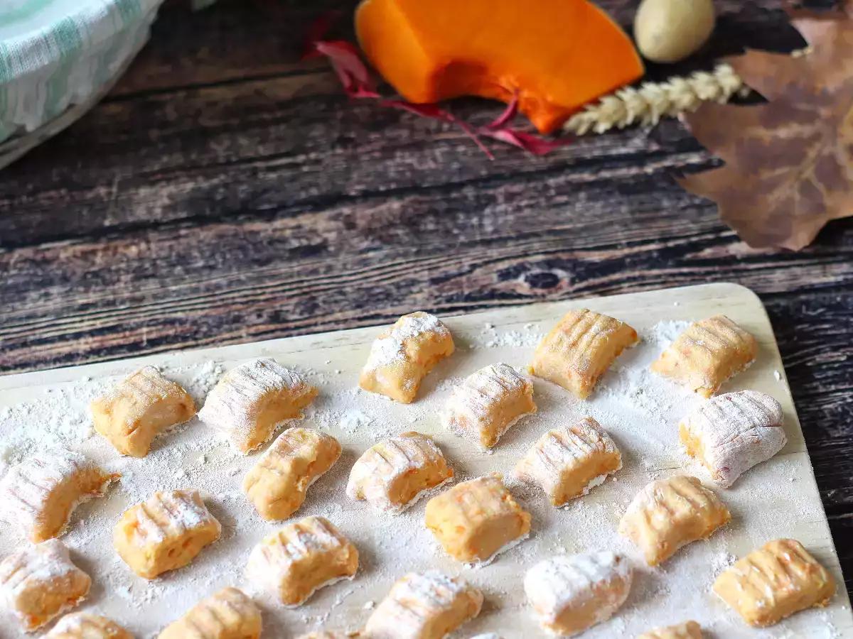 Homemade pumpkin gnocchi: soft, delicate and perfect for fall! - photo 6
