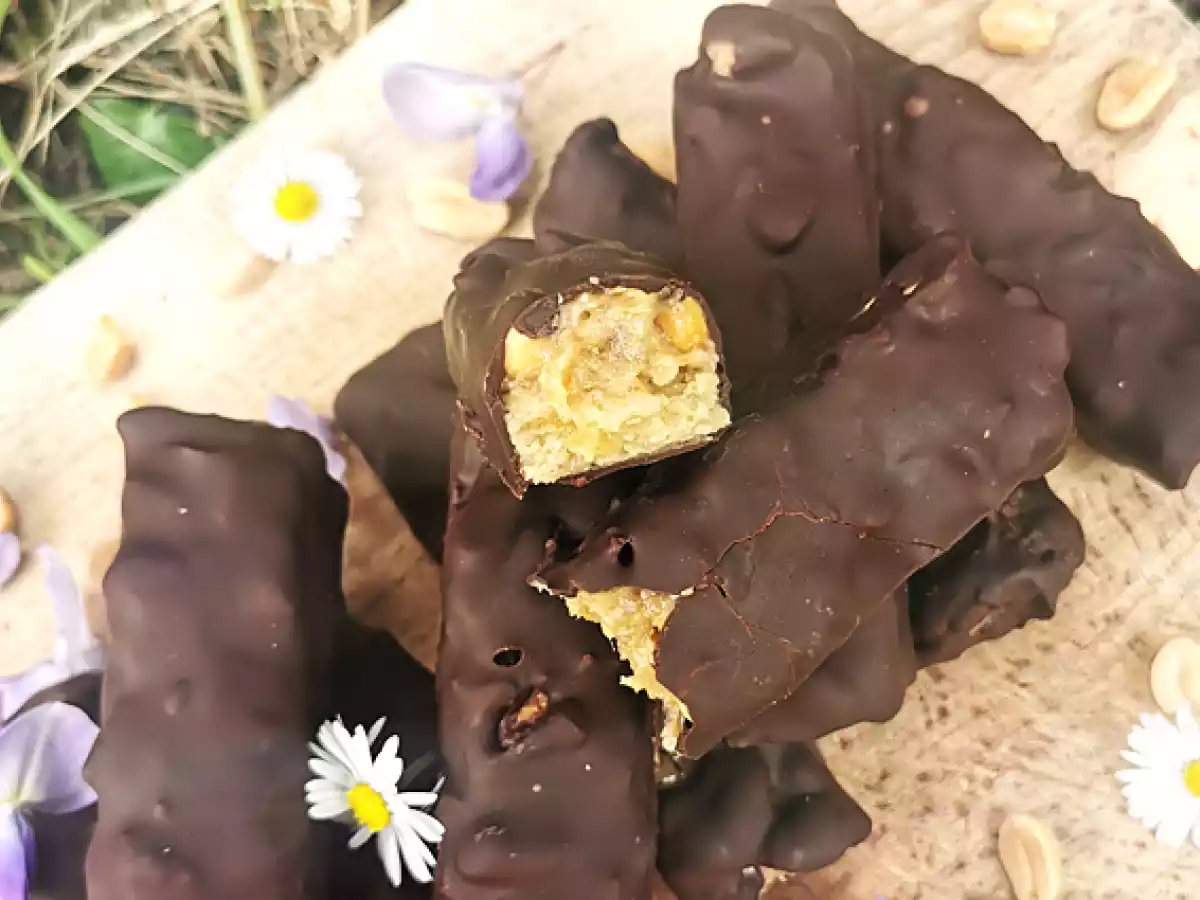 Homemade snickers - vegan and gluten-free