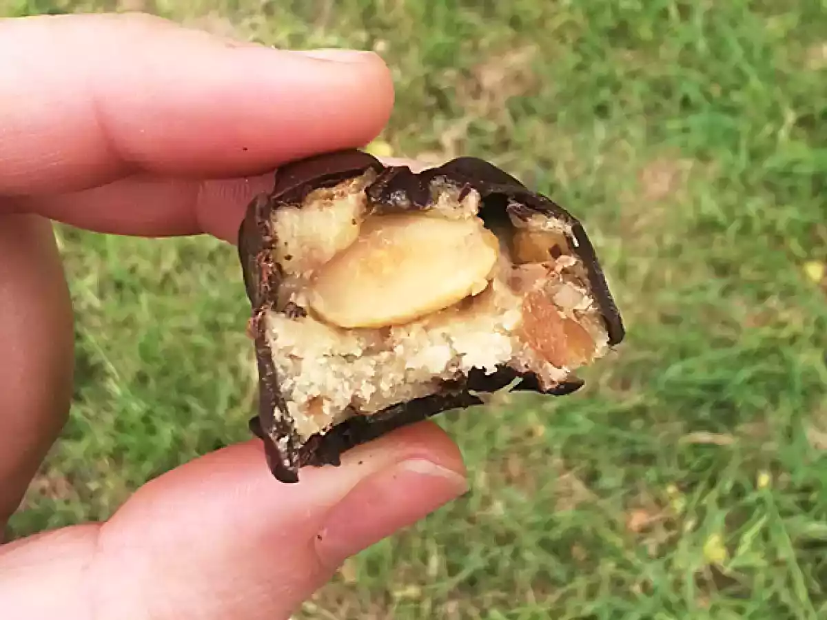 Homemade snickers - vegan and gluten-free - photo 2