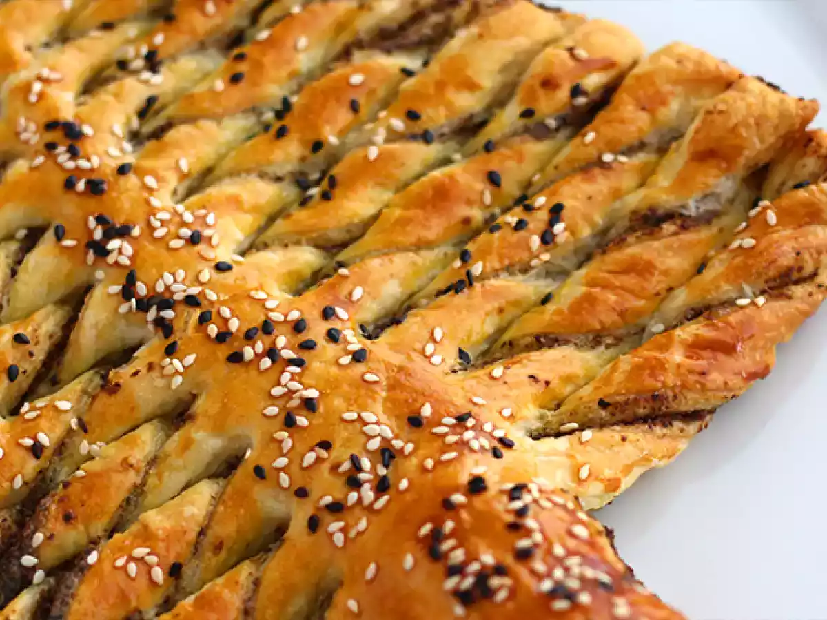Homemade tapenade stuffed christmas tree - photo 4
