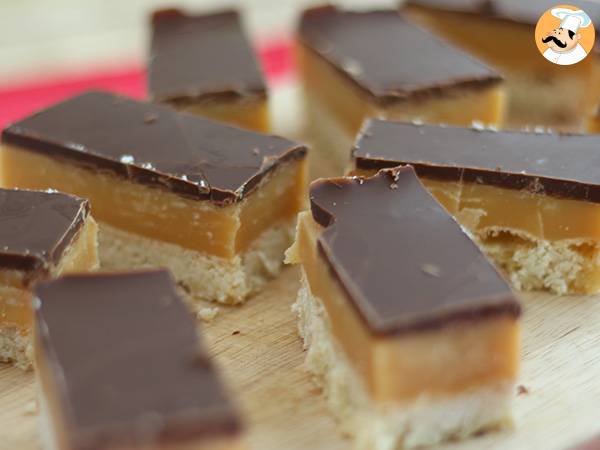 Homemade twix or millionaire's shortbread - video recipe! - photo 3