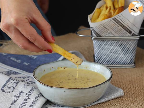 Honey and mustard sauce - an irresistible sweet and savory alliance - photo 2