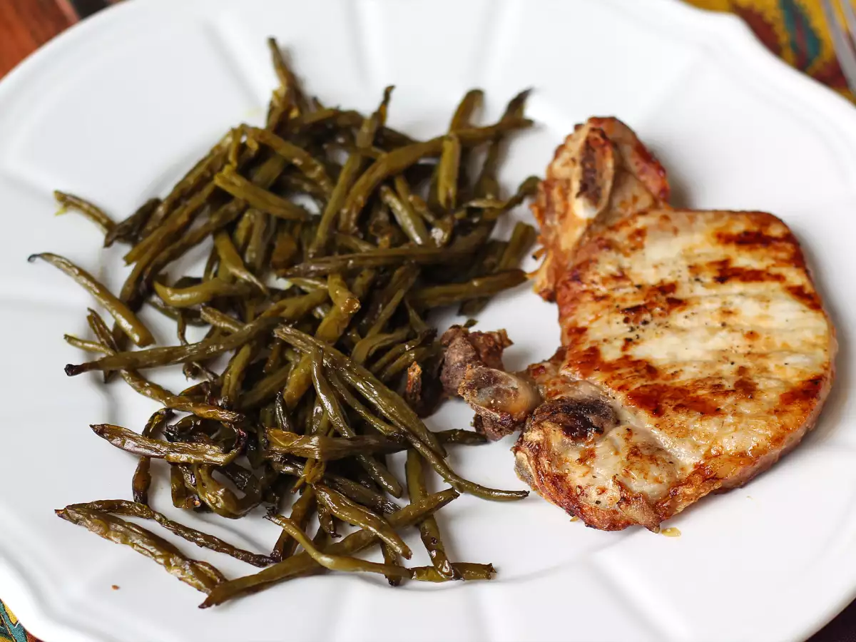 How do I cook a pork chop in the Airfryer? - photo 3