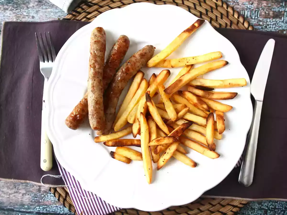 How do i cook sausages in the airfryer?