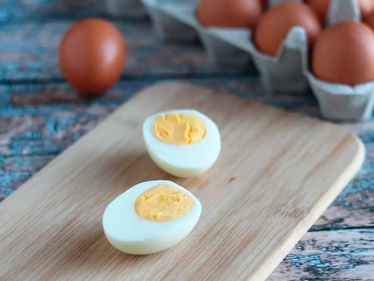 How do you hard-boil an egg? - photo 3