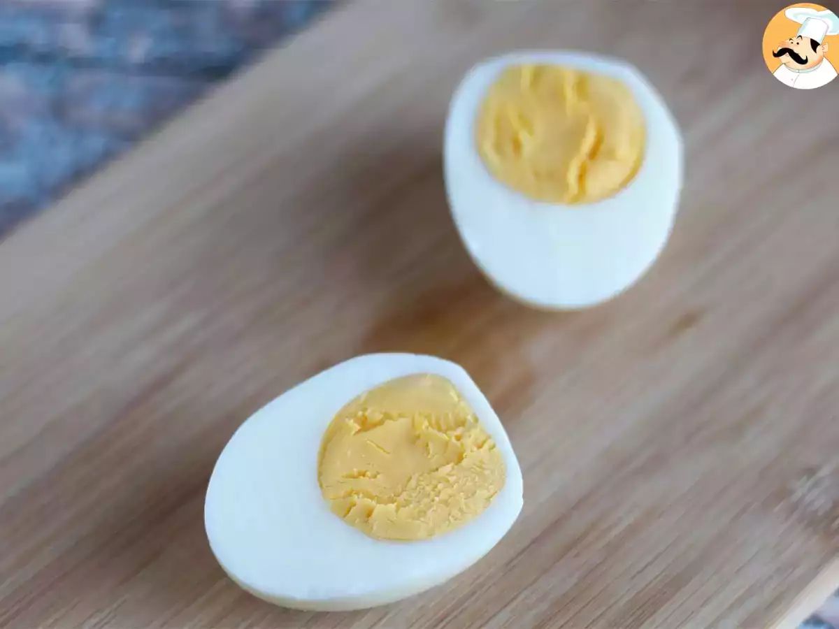 How do you hard-boil an egg? - photo 4