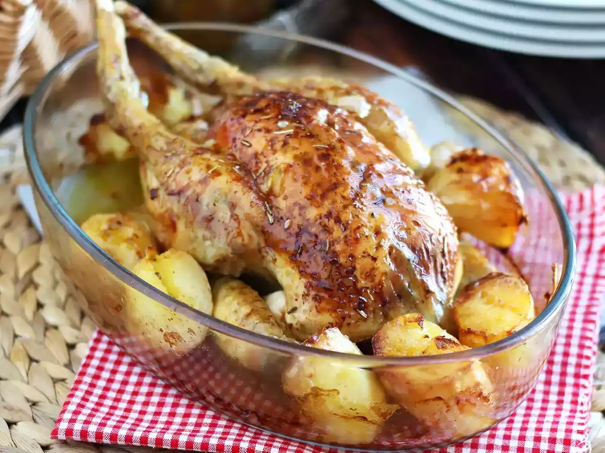How to bake a chicken in the oven?