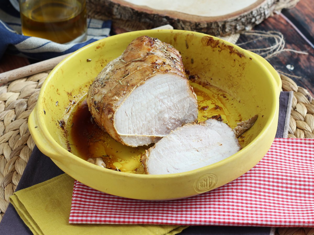 How to bake a roast pork?