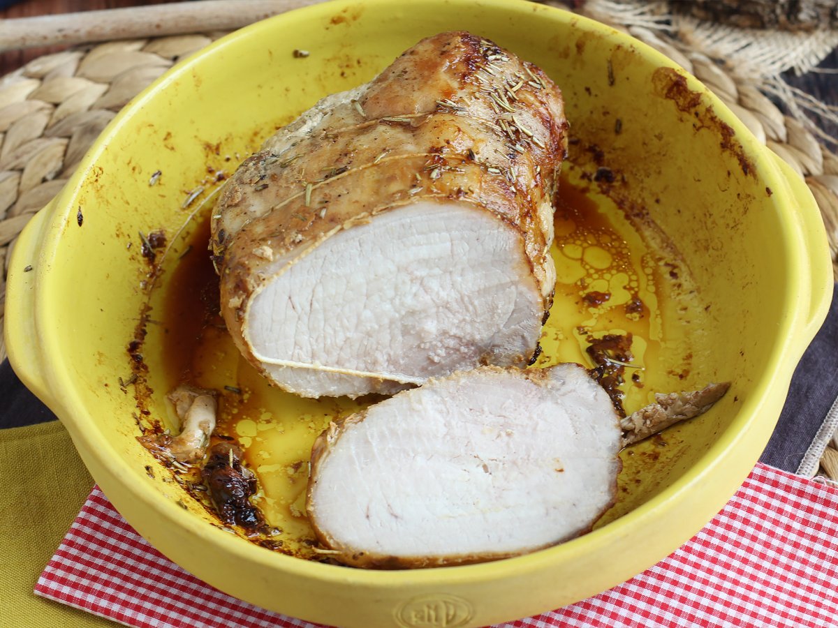 How to bake a roast pork? - photo 3