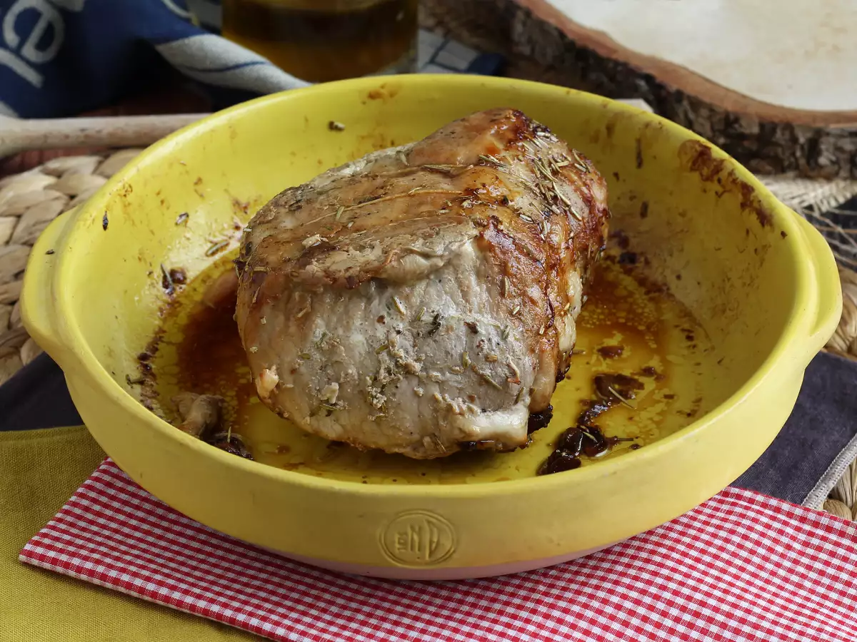 How to cook a pork roast in the oven? - photo 2