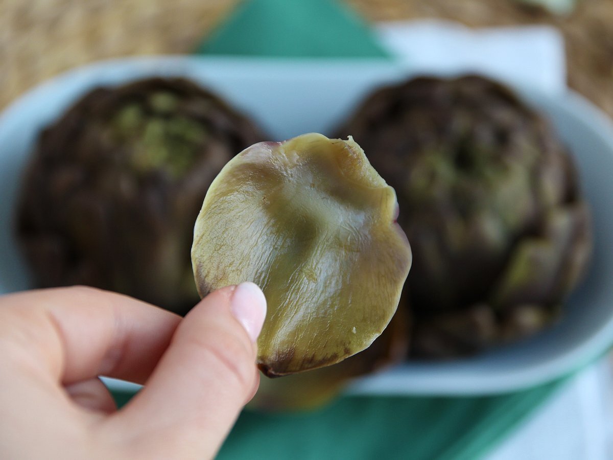 How to cook an artichoke in water? - photo 4