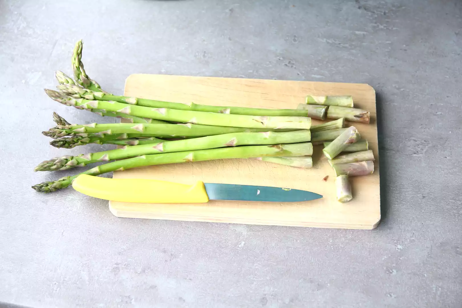 How to cook asparagus?