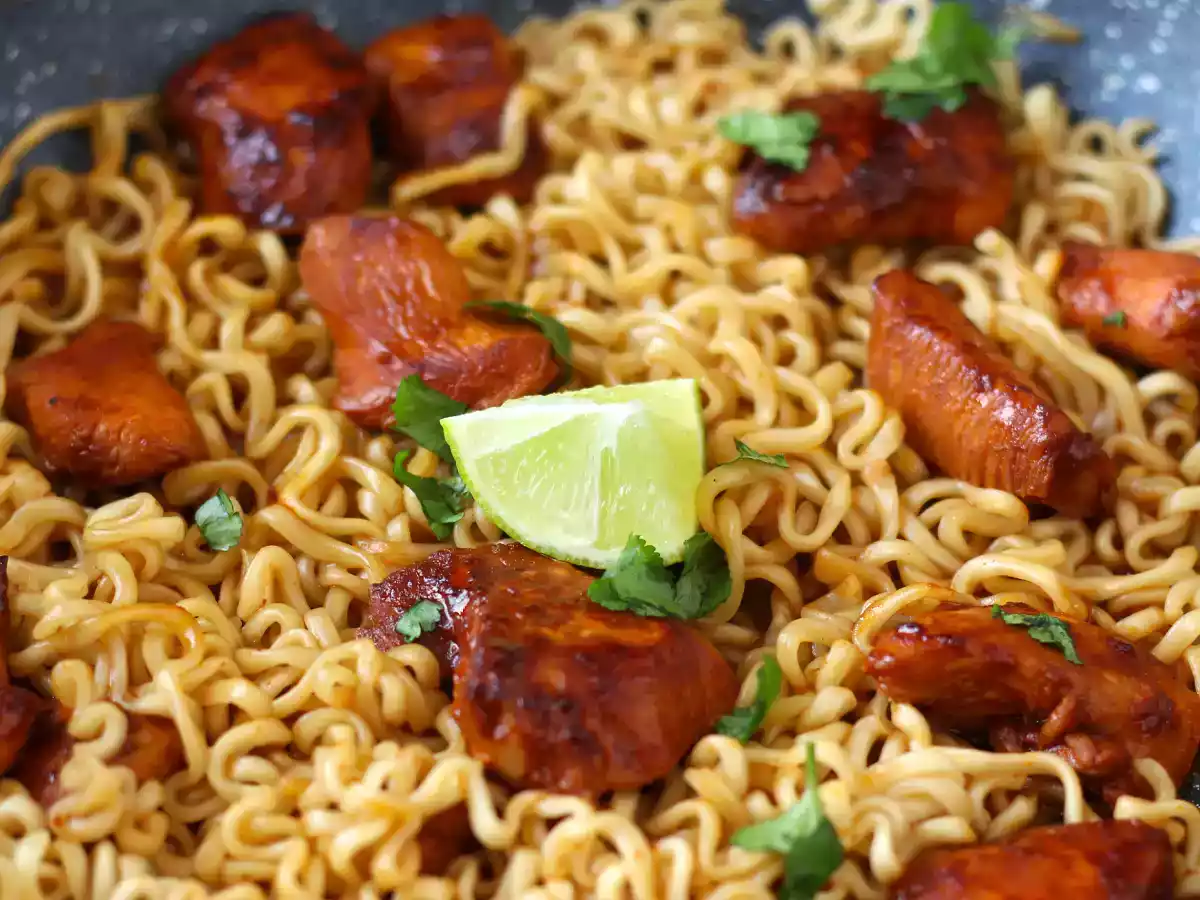 How to cook buldak habanero lime noodles, marinated chicken recipe! - photo 7