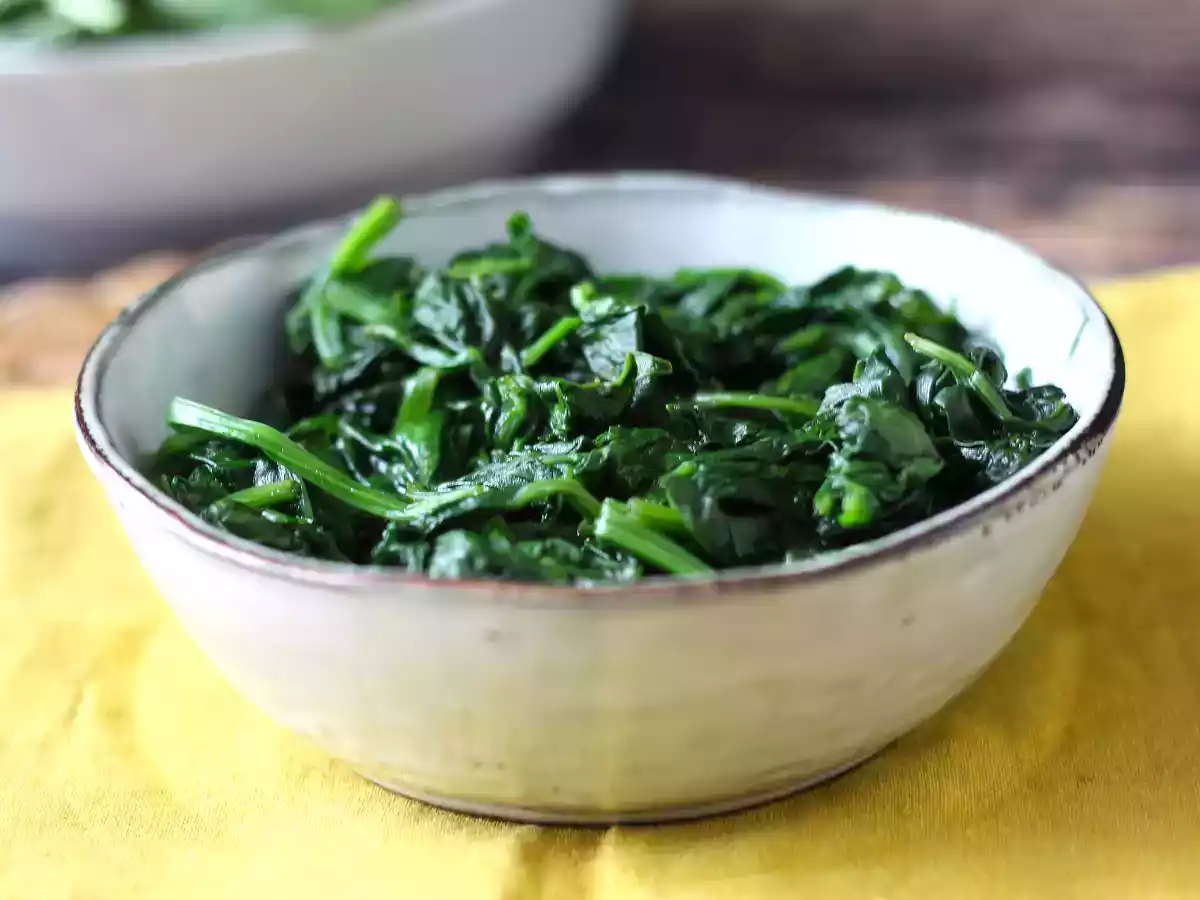 How to cook spinach ? - photo 3