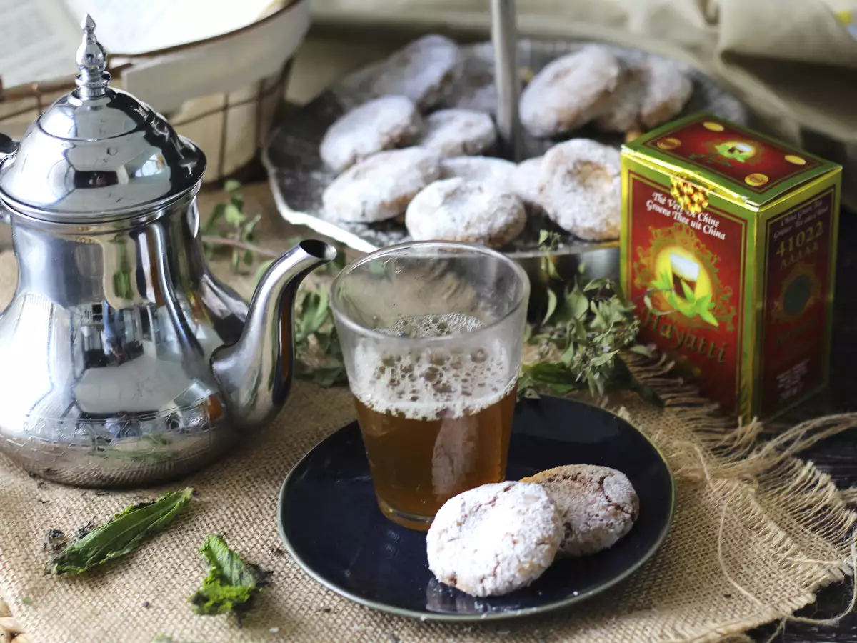 How to Make Authentic Moroccan Spearmint Tea - photo 4