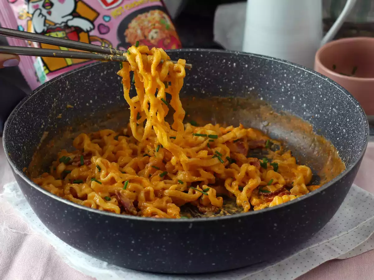 How to make Buldak carbonara noodles? The best recipe! - photo 3