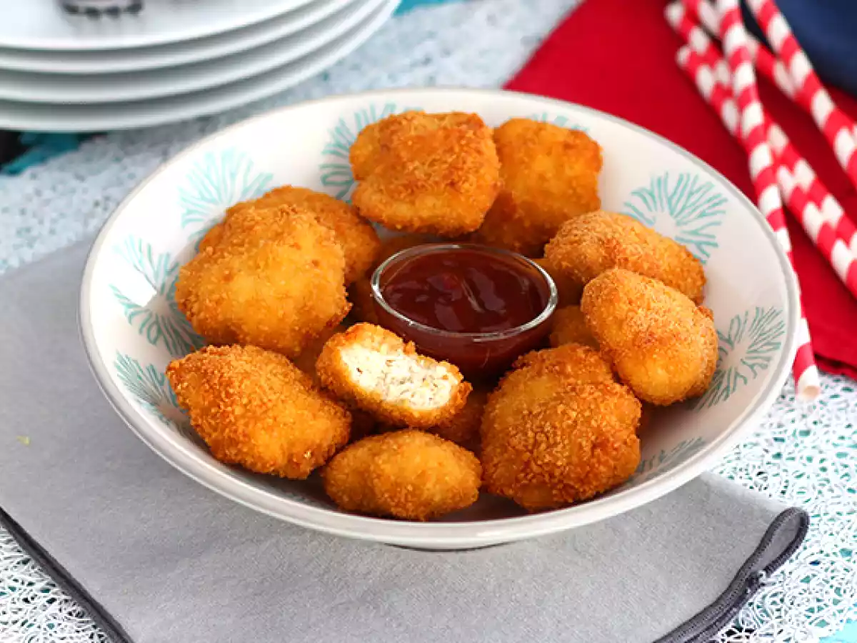 How to make homemade chicken nuggets