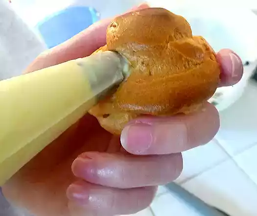 Easy pate a choux recipe: fill eclairs & cream puffs