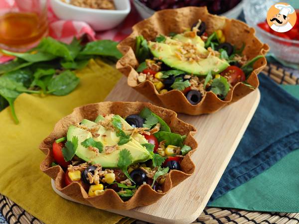 How to make tortilla bowls? easy salad without dishes!