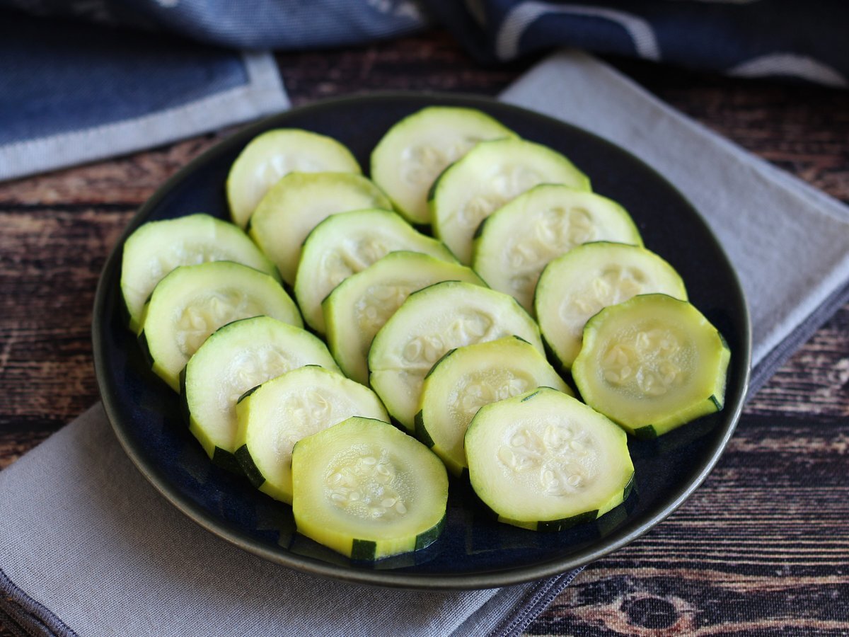 How to steam zucchini?