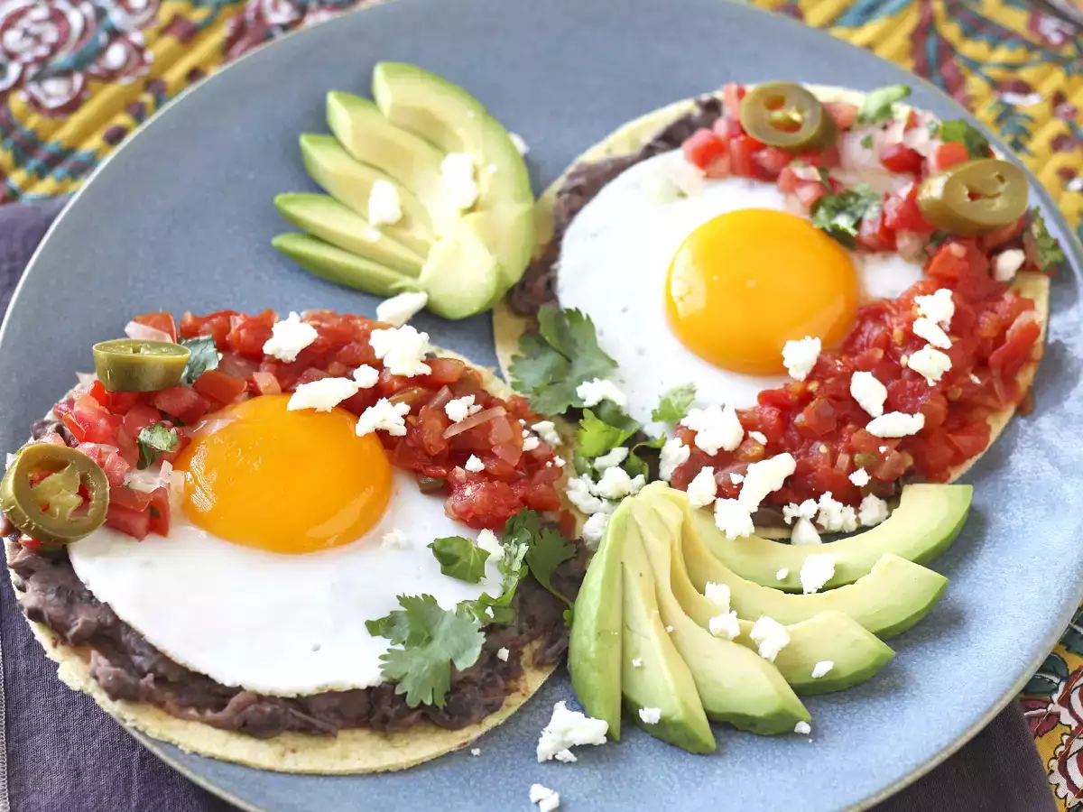 Huevos rancheros: the emblematic and tasty Mexican recipe - photo 2