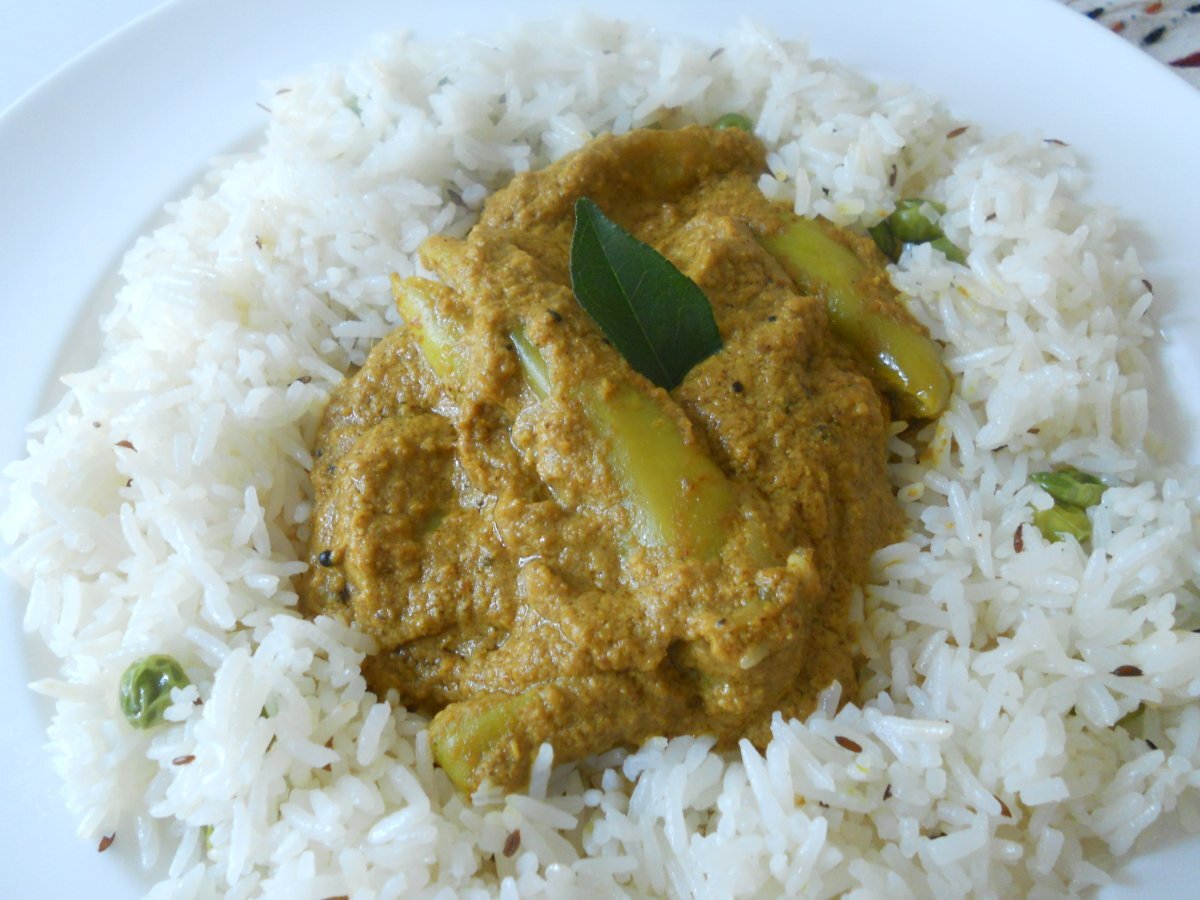 Hyderabadi Mirchi ka Salan